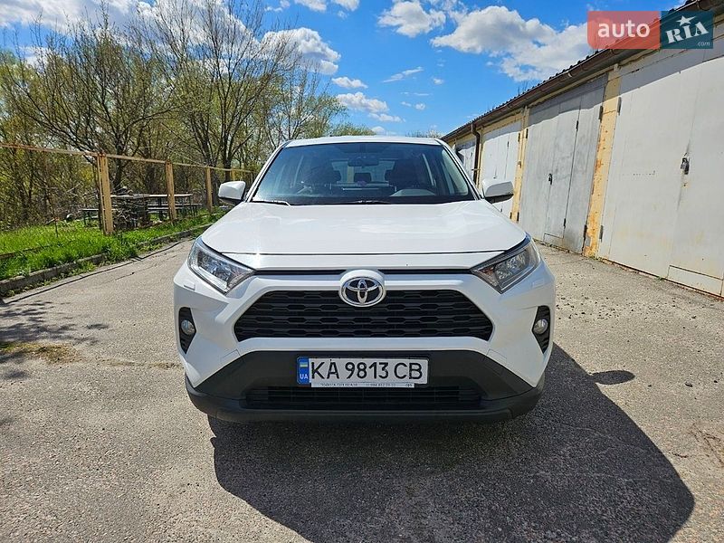 Toyota RAV4 2021