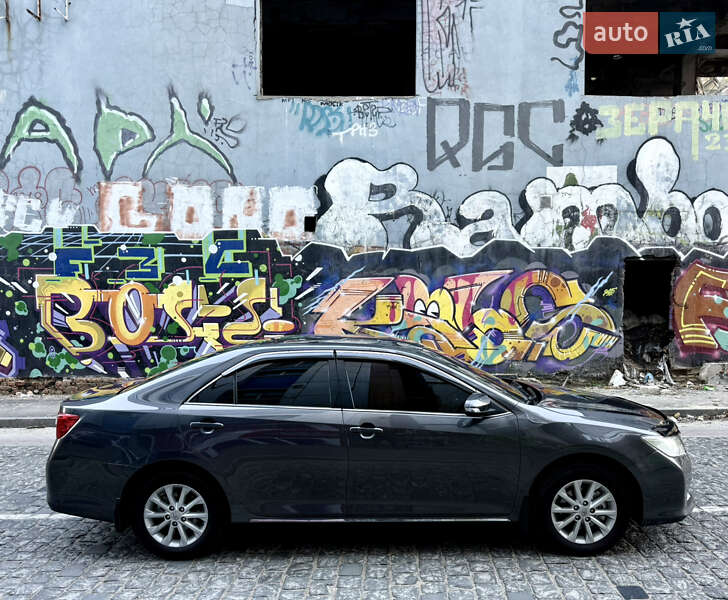 Toyota Camry 2013