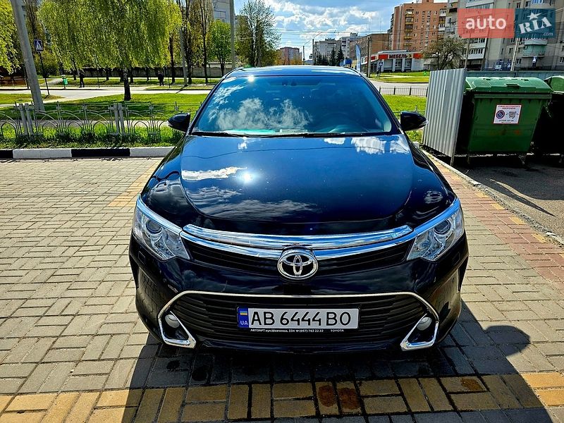 Toyota Camry 2017