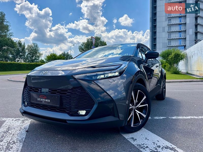 Toyota C-HR 2024