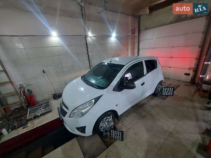 Chevrolet Spark 2010