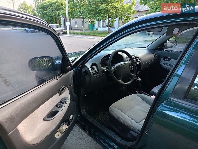 Daewoo Nubira 1998
