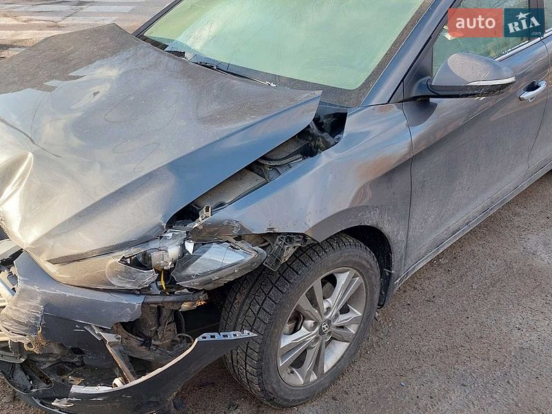 Hyundai Elantra 2017