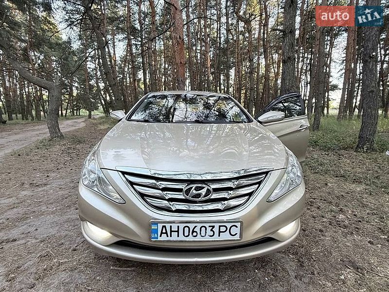 Hyundai Sonata 2010