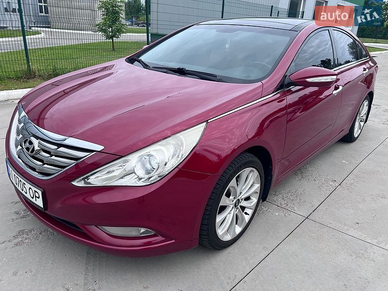 Hyundai Sonata 2011