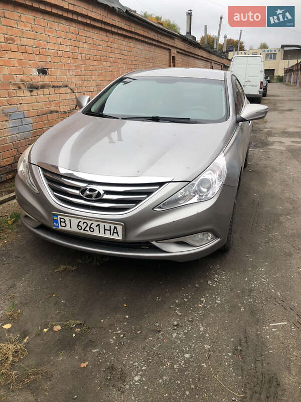 Hyundai Sonata 2013