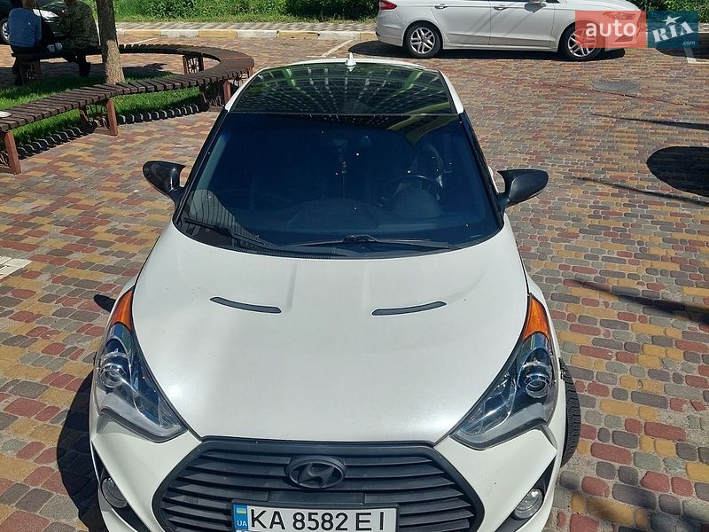 Hyundai Veloster 2015