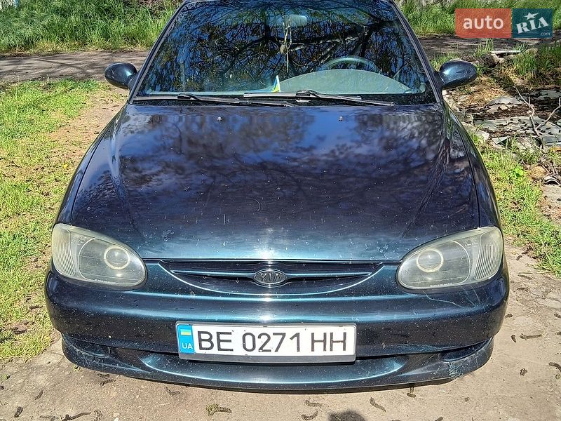 Kia Sephia 1999