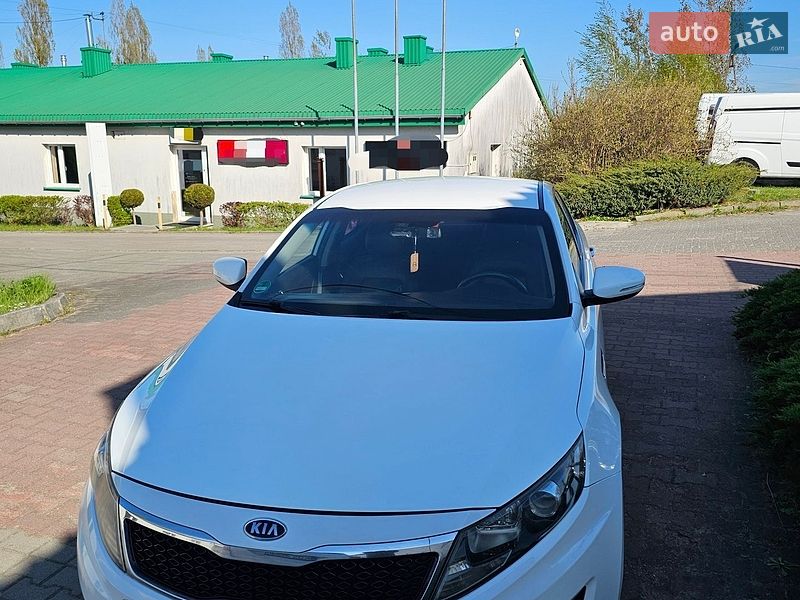 Kia K5 2012