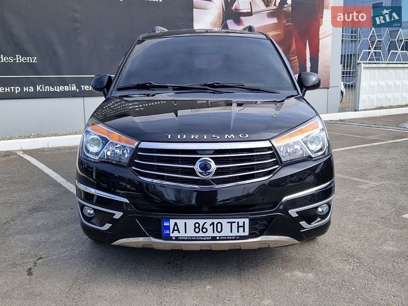 SsangYong Korando Turismo 2017