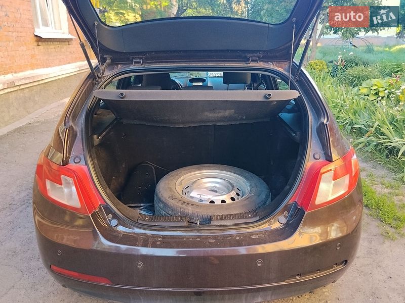 Geely Emgrand 7 (EC7) 2012