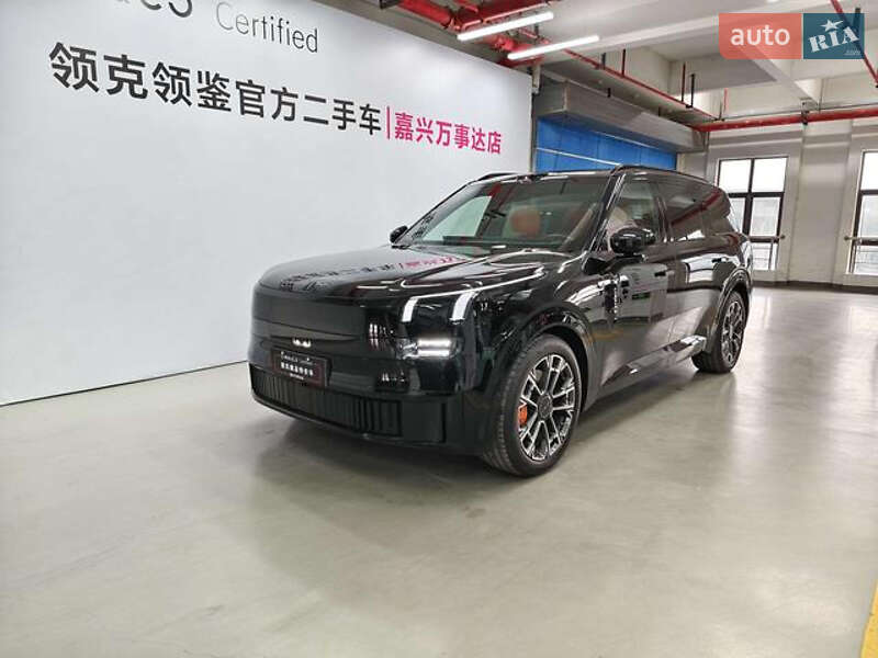 Lynk&Co 900 2025