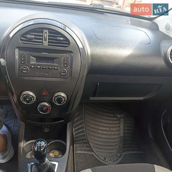 Geely LC 2013