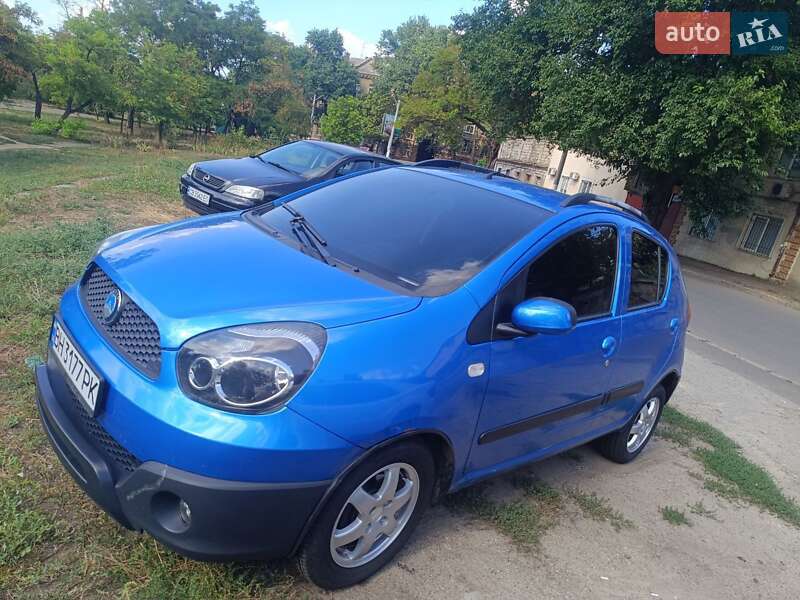 Geely LC Cross 2012