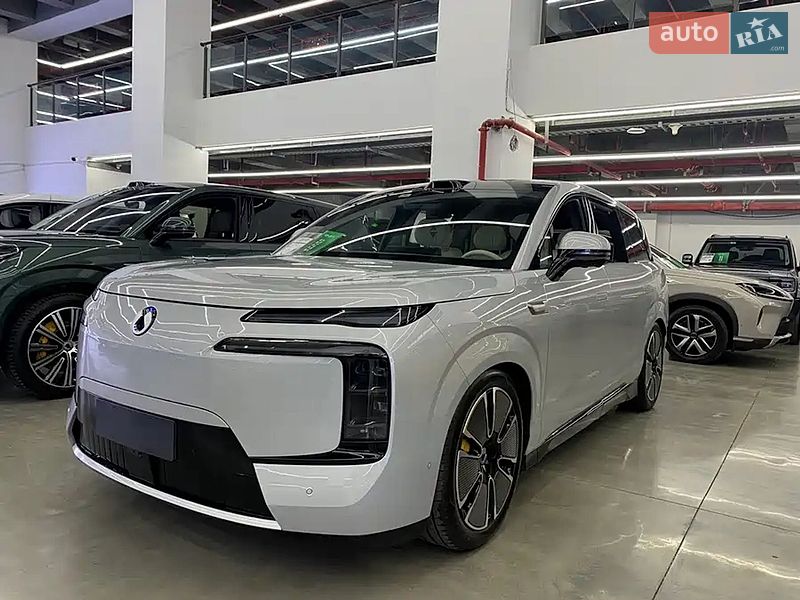 Denza N8L 2025