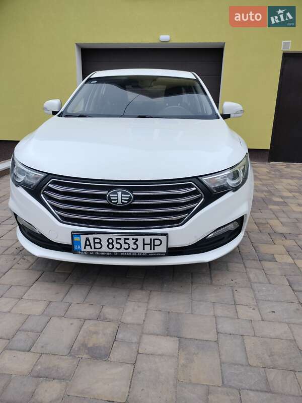 FAW Besturn B30 2019