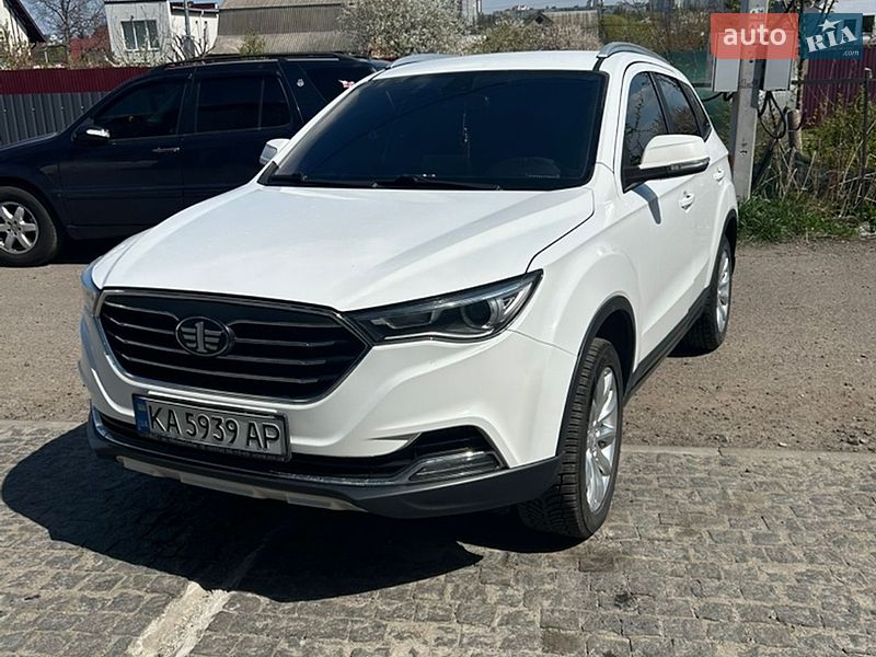 FAW Besturn X40 2020