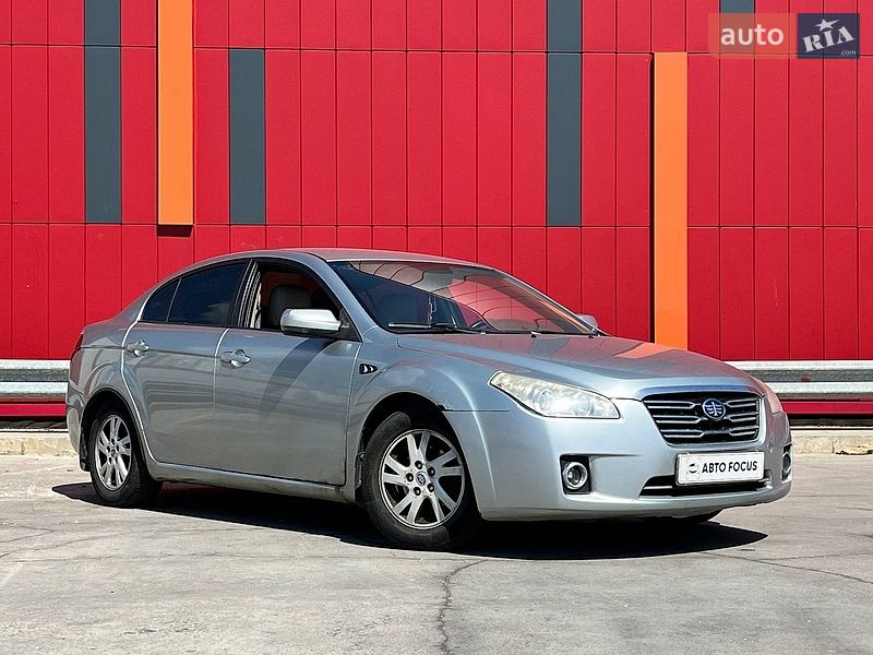 FAW Besturn 2012