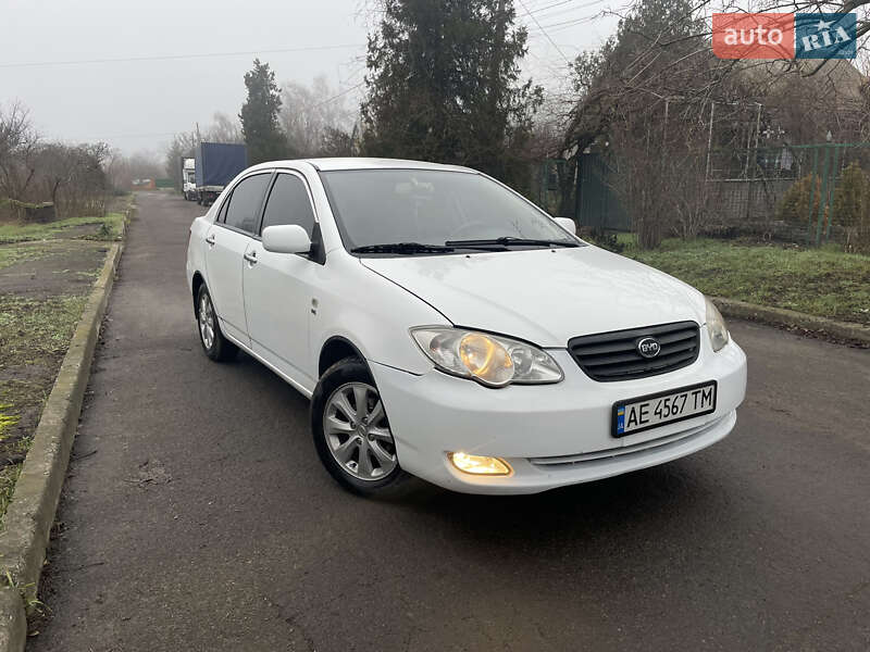 BYD F3 2013