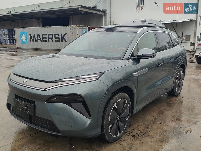 BYD Tang L 2025