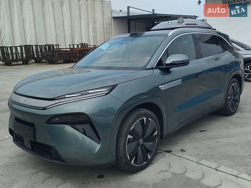 BYD Tang L 2025