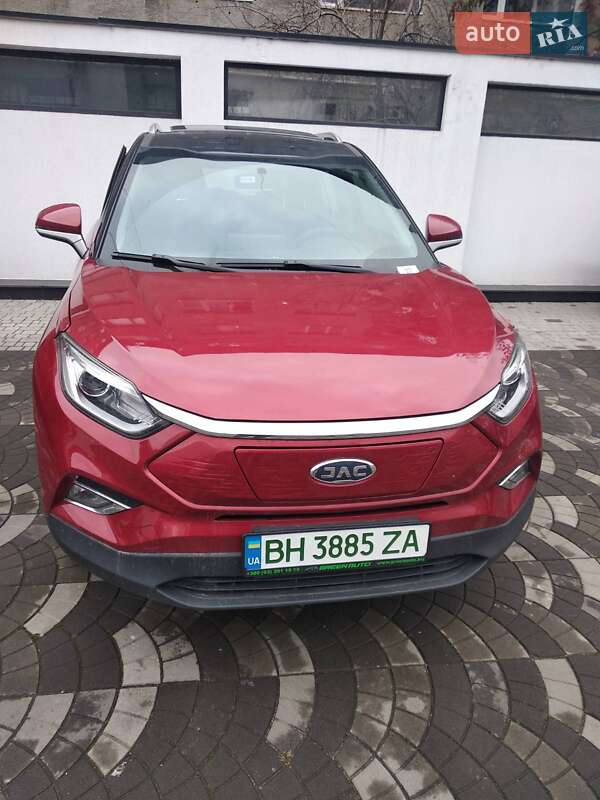 JAC iEVS4 2019
