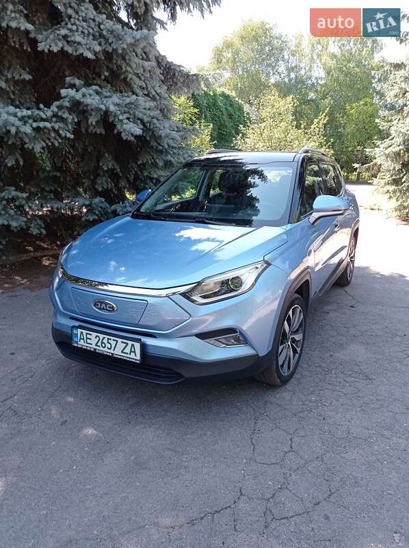 JAC iEVS4 2019
