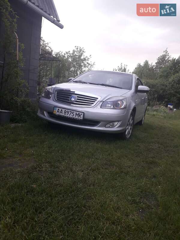 Geely SL 2012