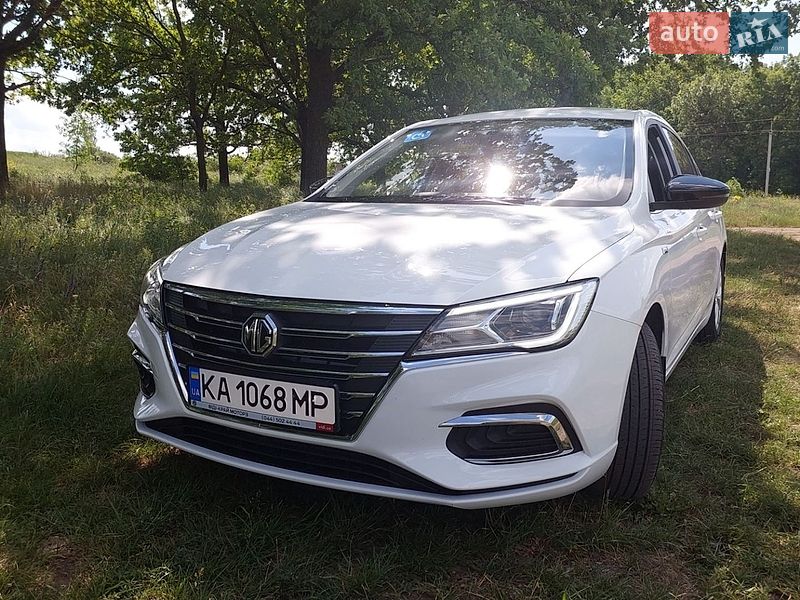 MG 5 2022