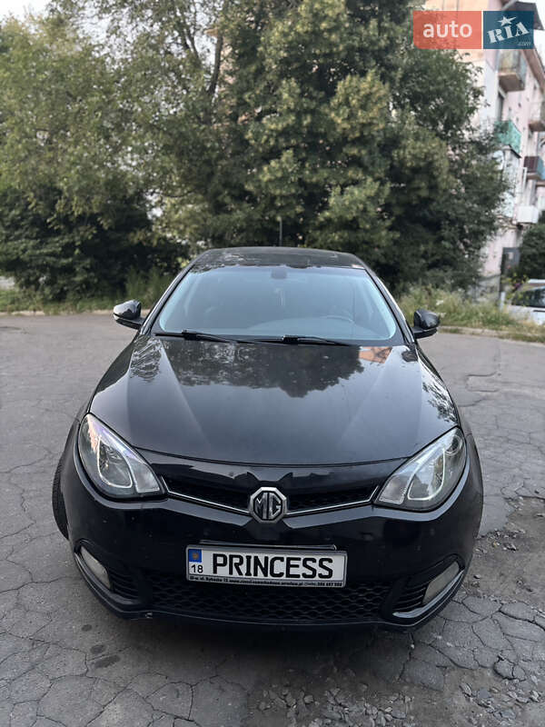 MG 6 2013