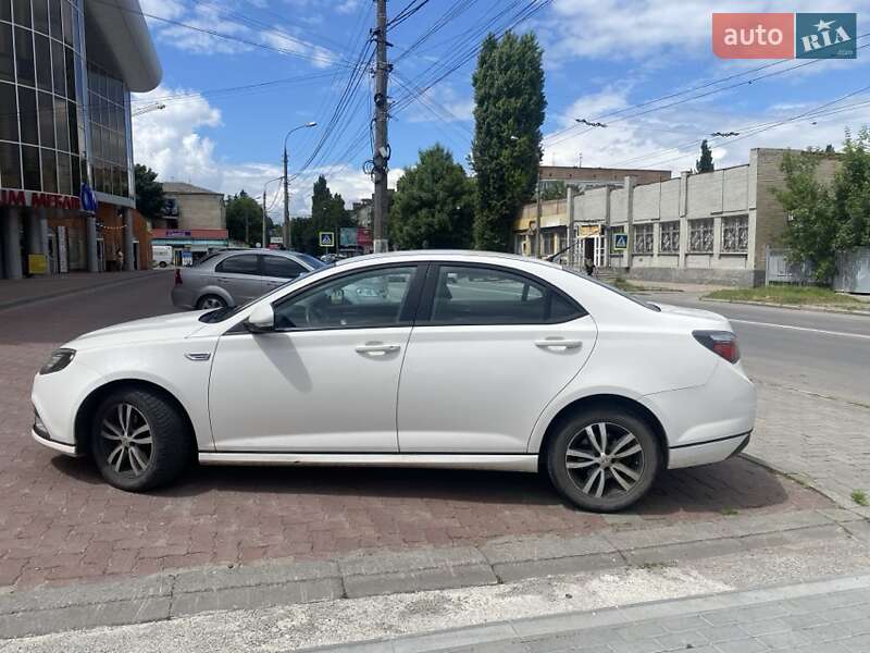 MG 6 2013