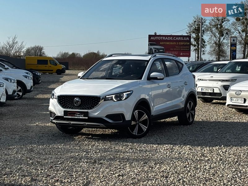 MG ZS EV 2020