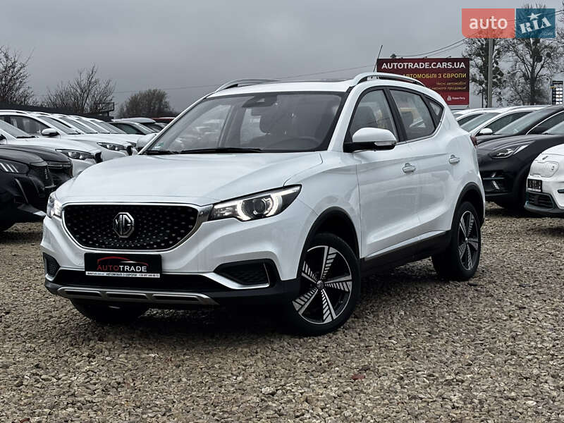MG ZS EV 2021