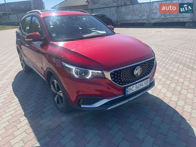 MG ZS EV 2020
