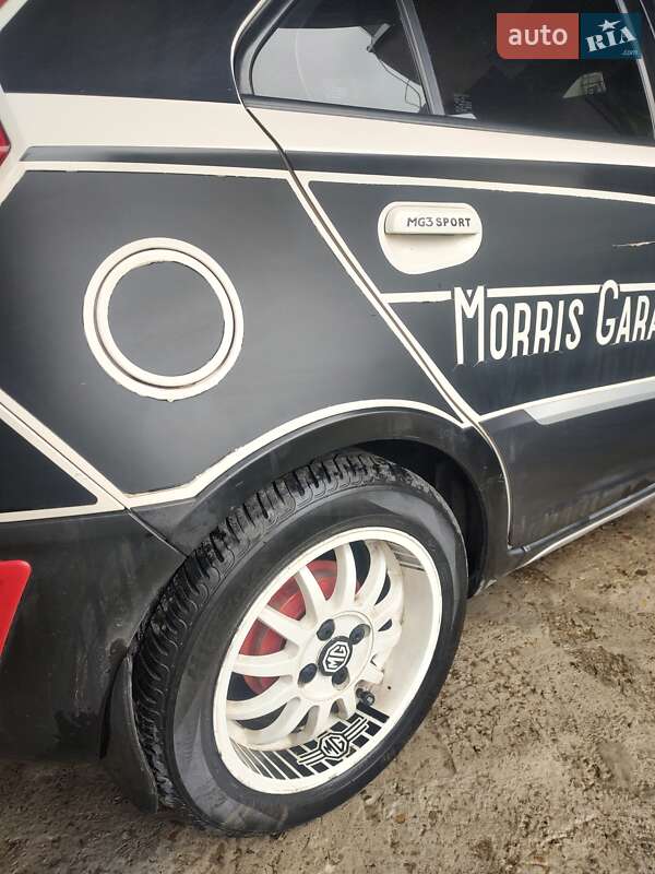 MG 3 Cross 2014