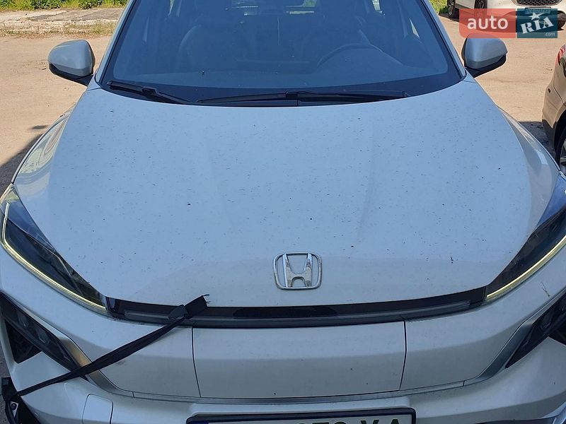 Honda M-NV 2024