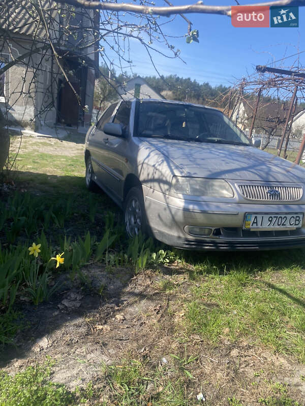 Chery Amulet 2005