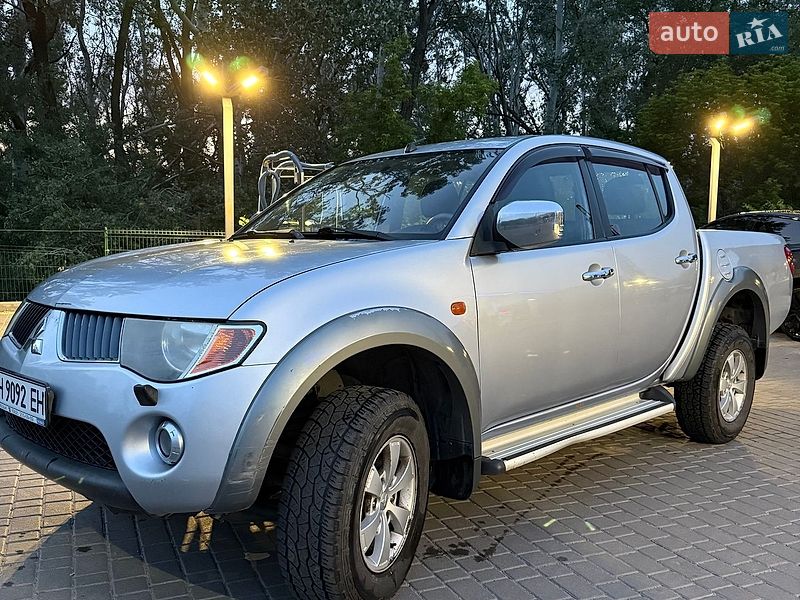 Mitsubishi L 200 2008