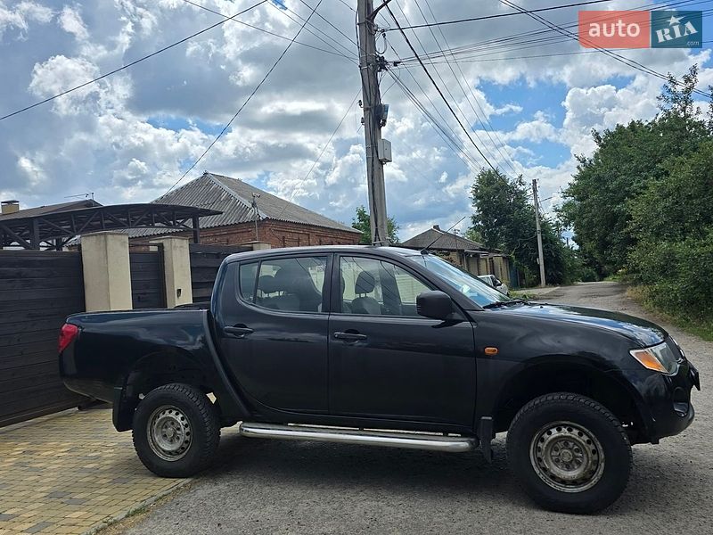 Mitsubishi L 200 2008