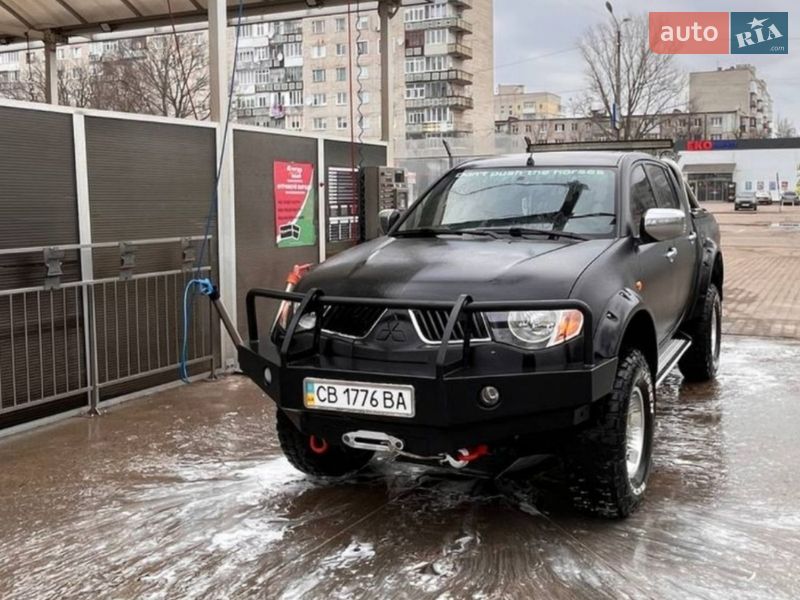 Mitsubishi L 200 2008
