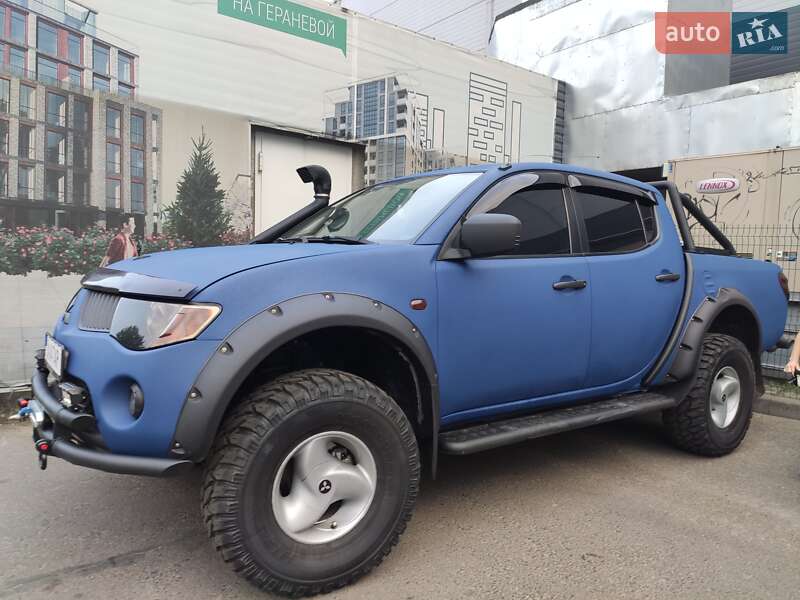 Mitsubishi L 200 2007