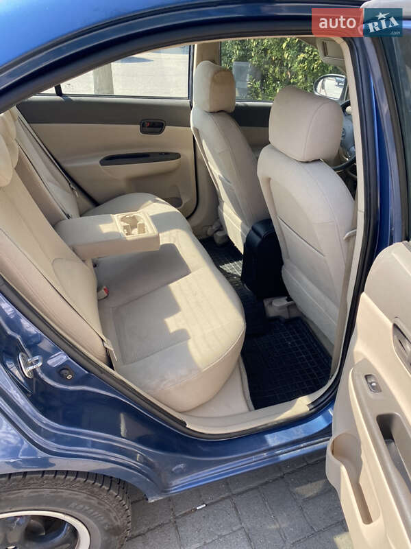 Hyundai Accent 2008