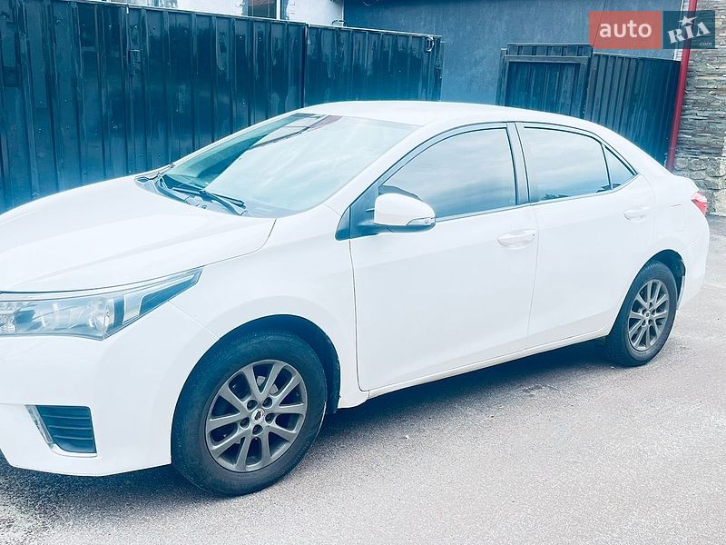 Toyota Corolla 2014