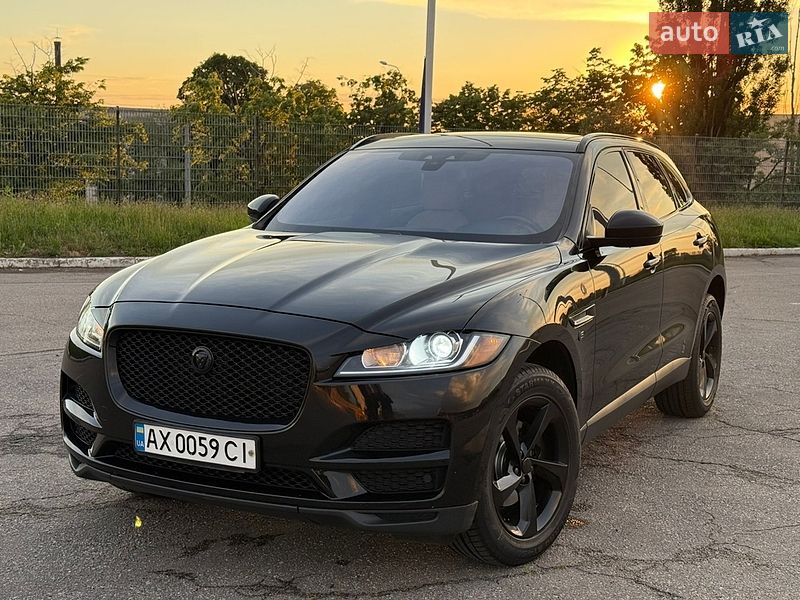 Jaguar F-Pace 2016
