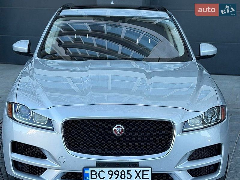 Jaguar F-Pace 2016