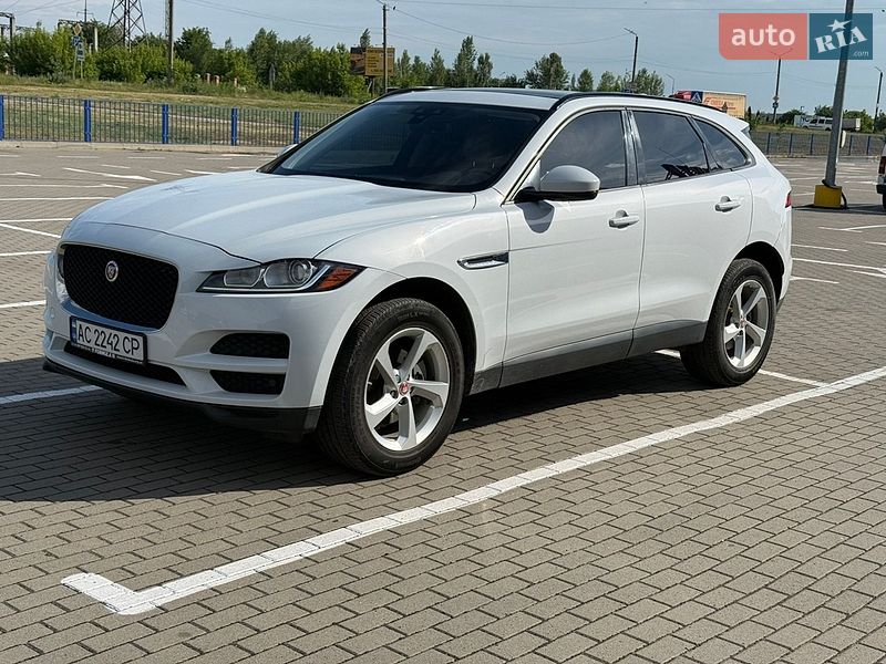 Jaguar F-Pace 2017
