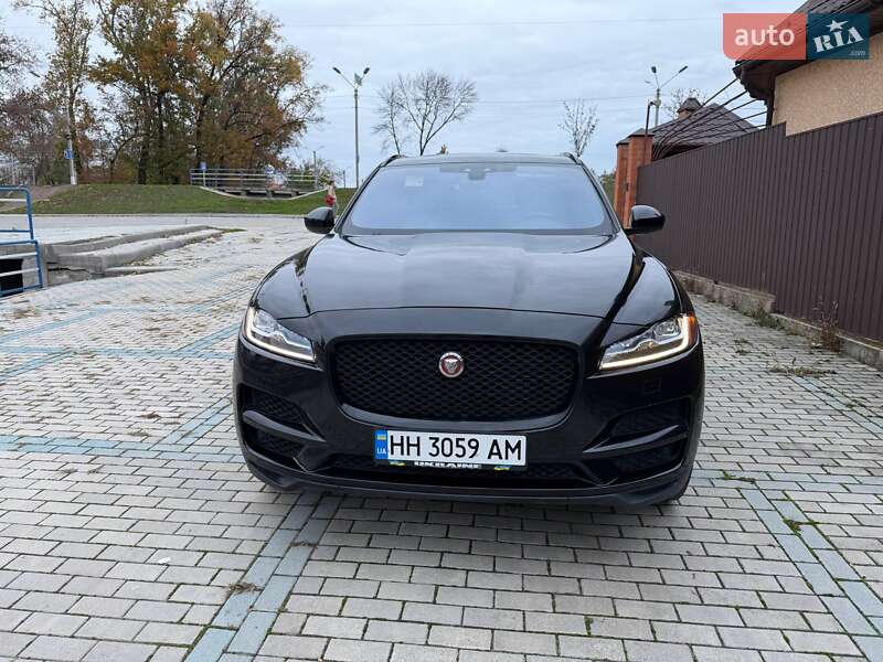 Jaguar F-Pace 2016