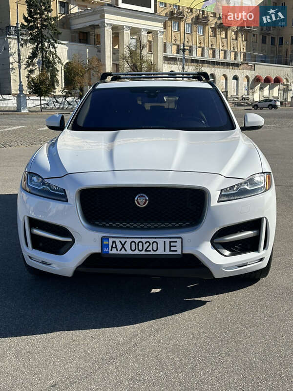 Jaguar F-Pace 2017