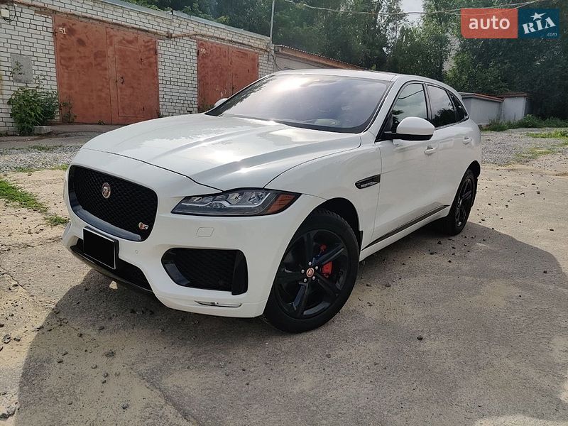 Jaguar F-Pace 2016