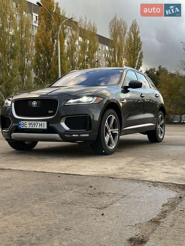 Jaguar F-Pace 2018